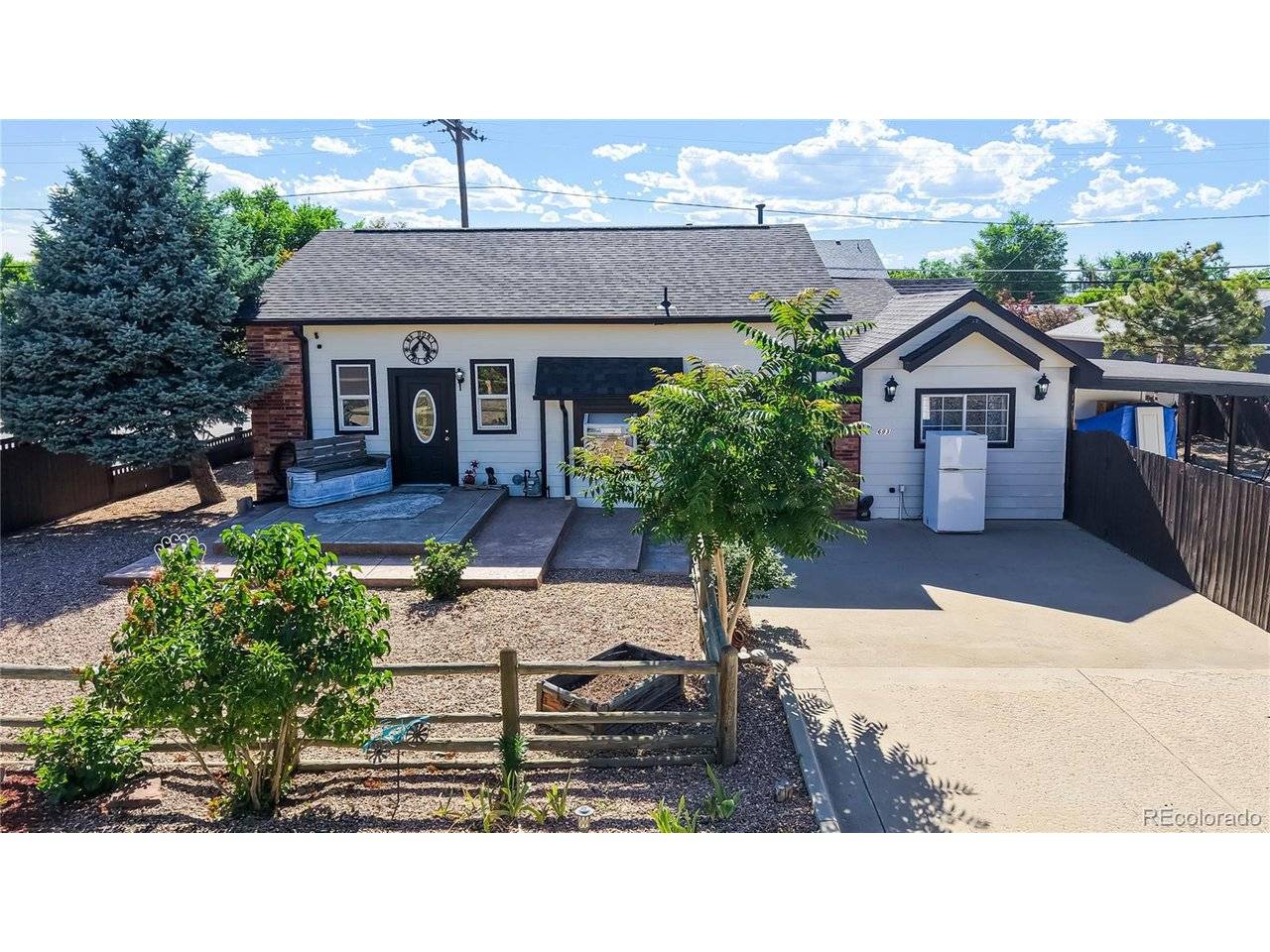 693 S 5th, Brighton, CO 80601