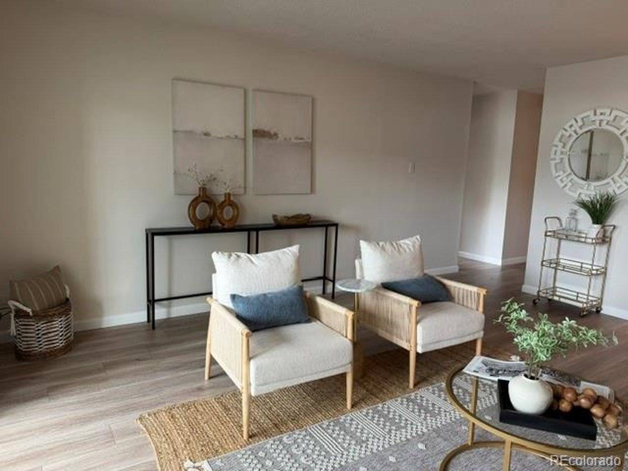 680 S Alton #1B, Denver, CO 80247