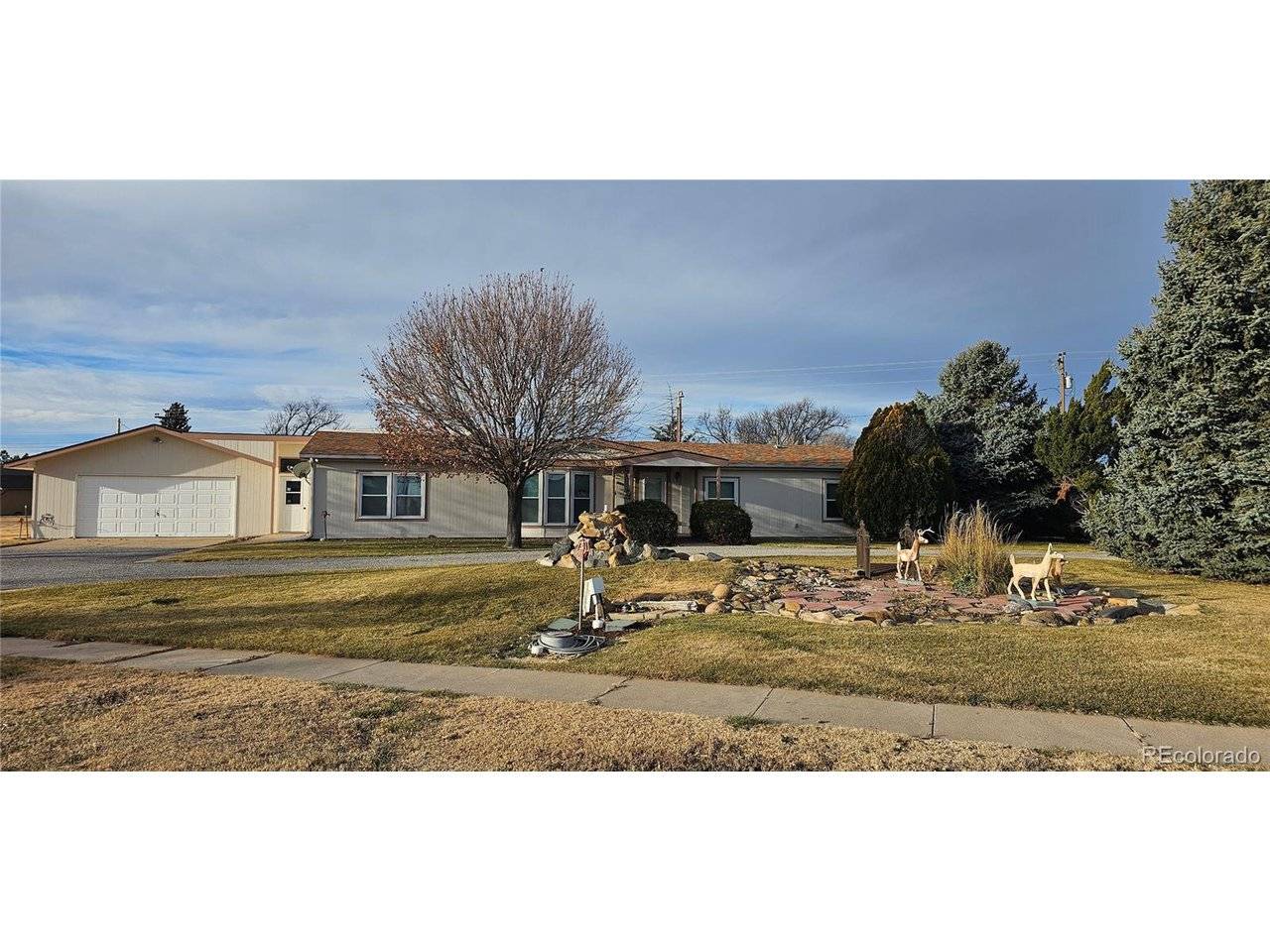 401 Iowa, Seibert, CO 80834