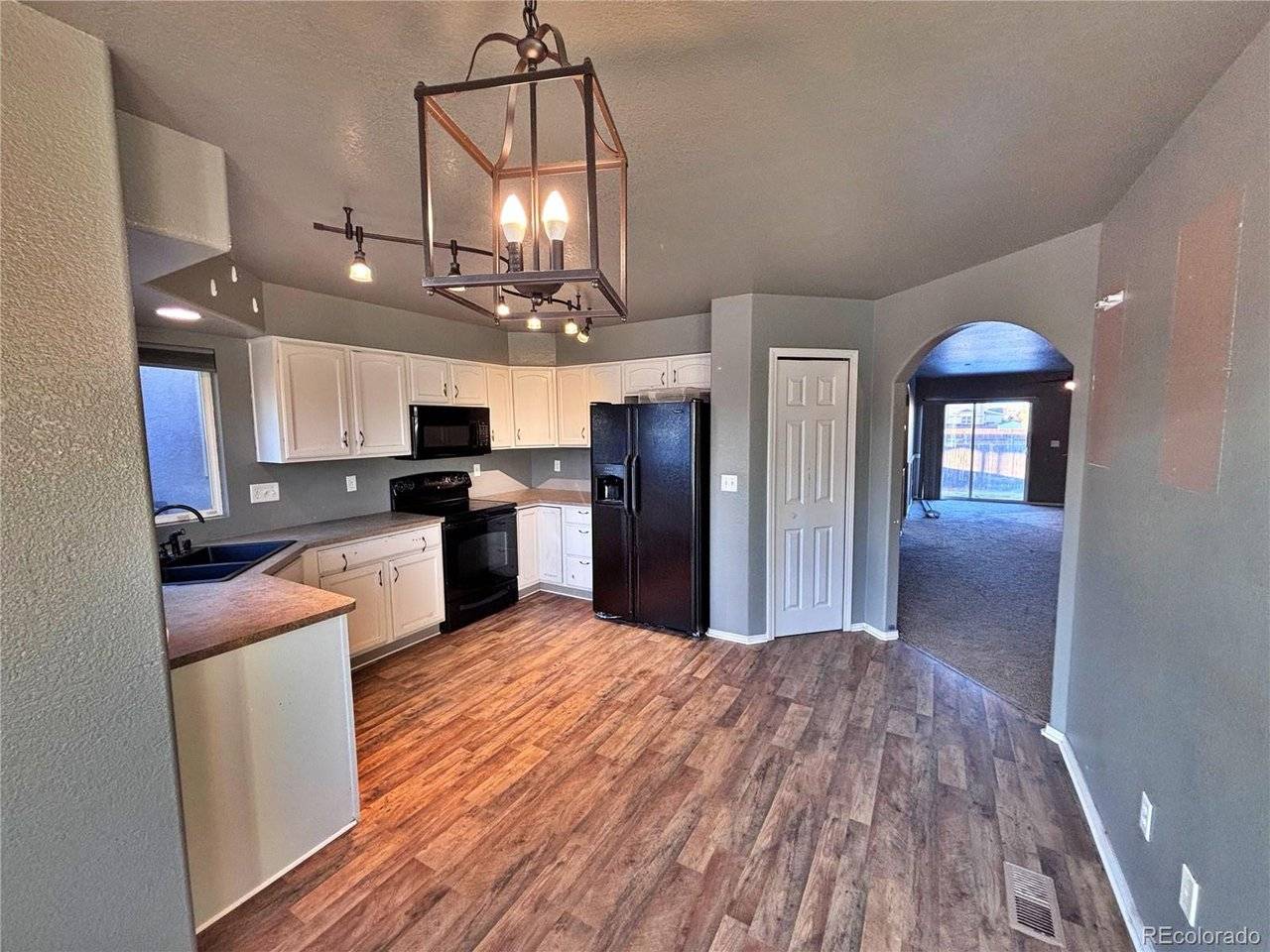 6750 Pinedrops, Fountain, CO 80817