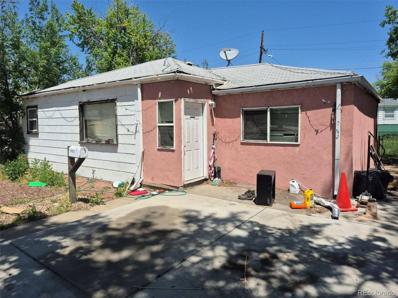 1266 Del Mar, Aurora, CO 80010