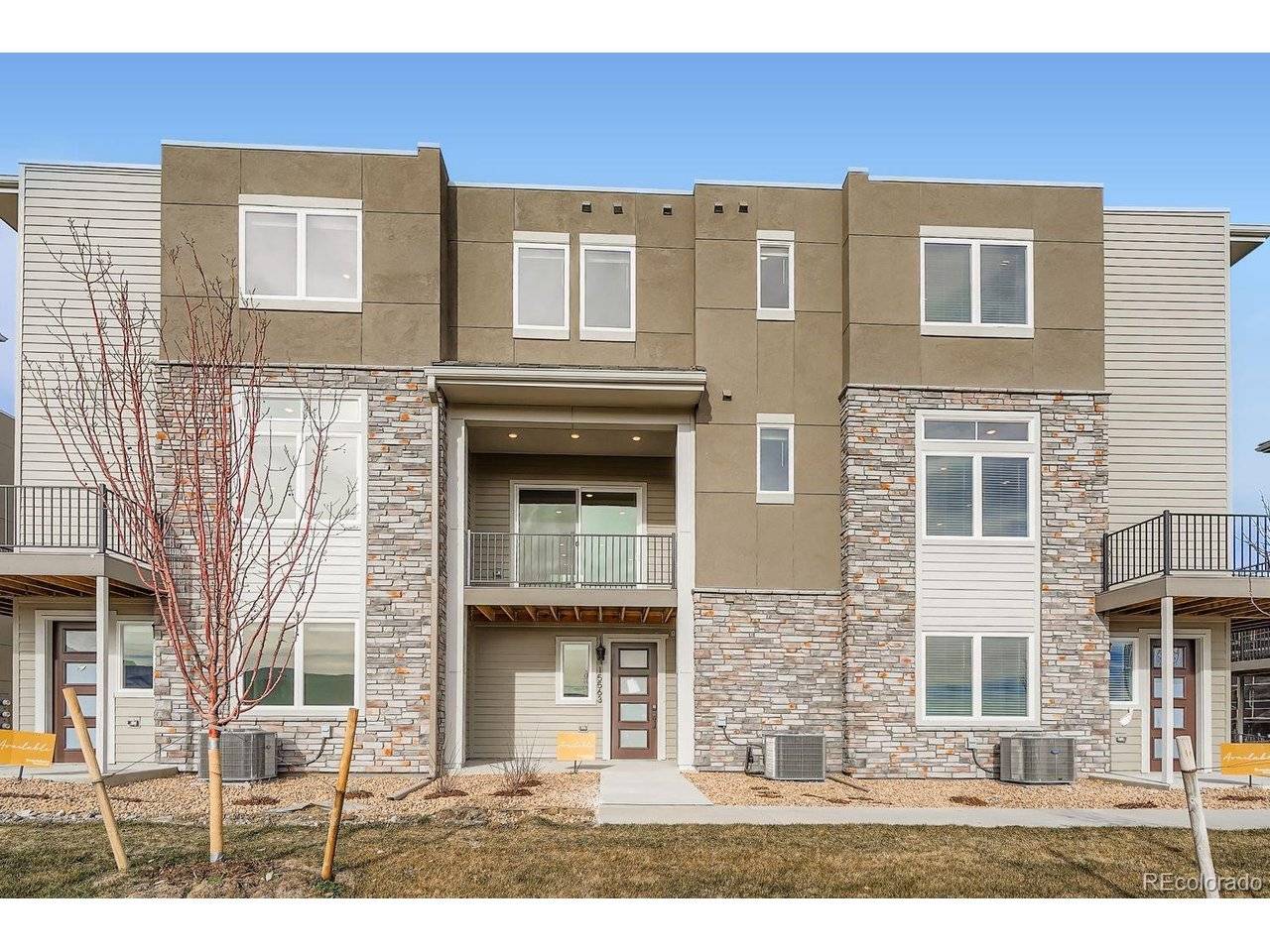 15563 W Washburn, Lakewood, CO 80228