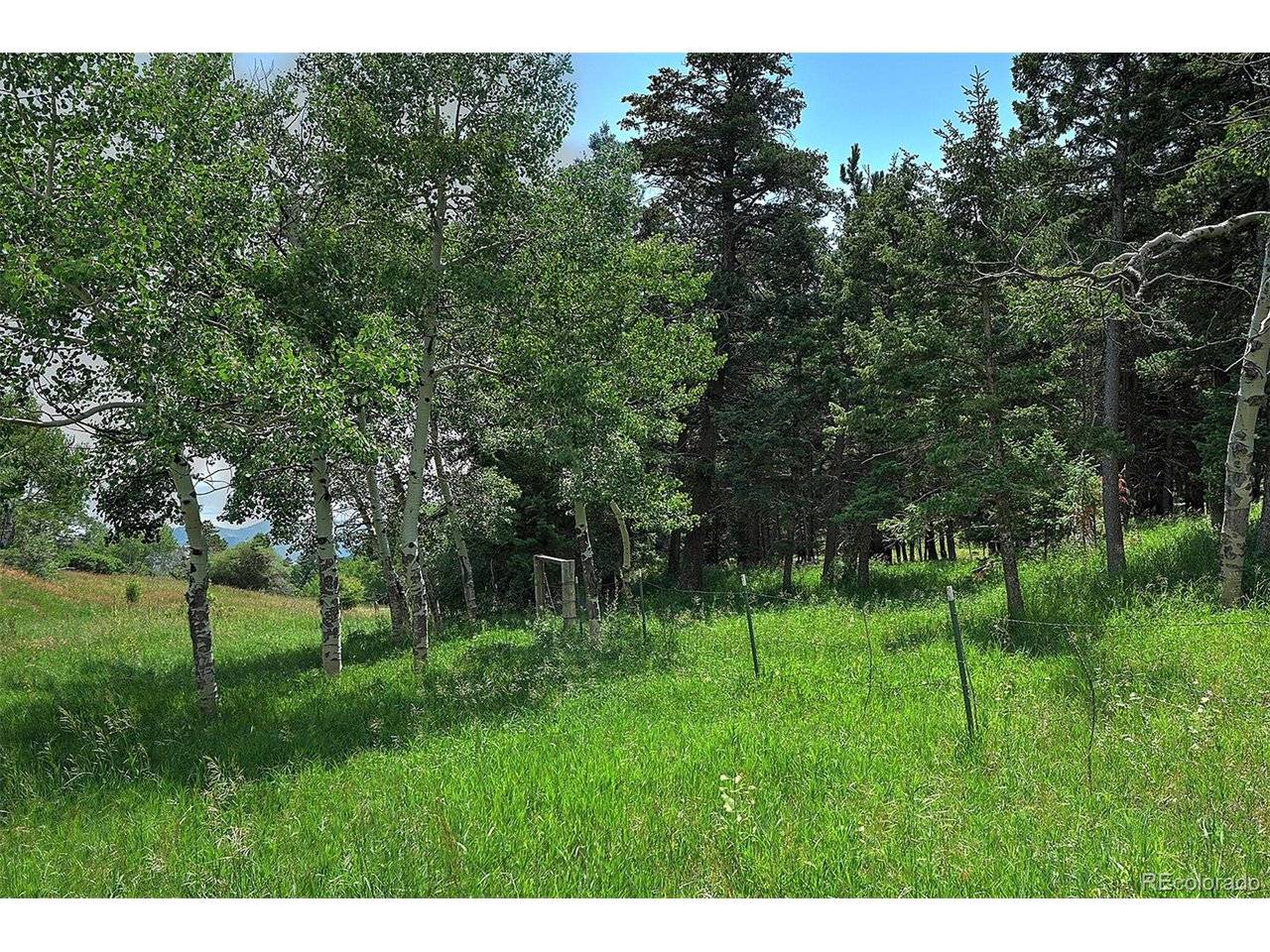 13884 N Trail, Littleton, CO 80127