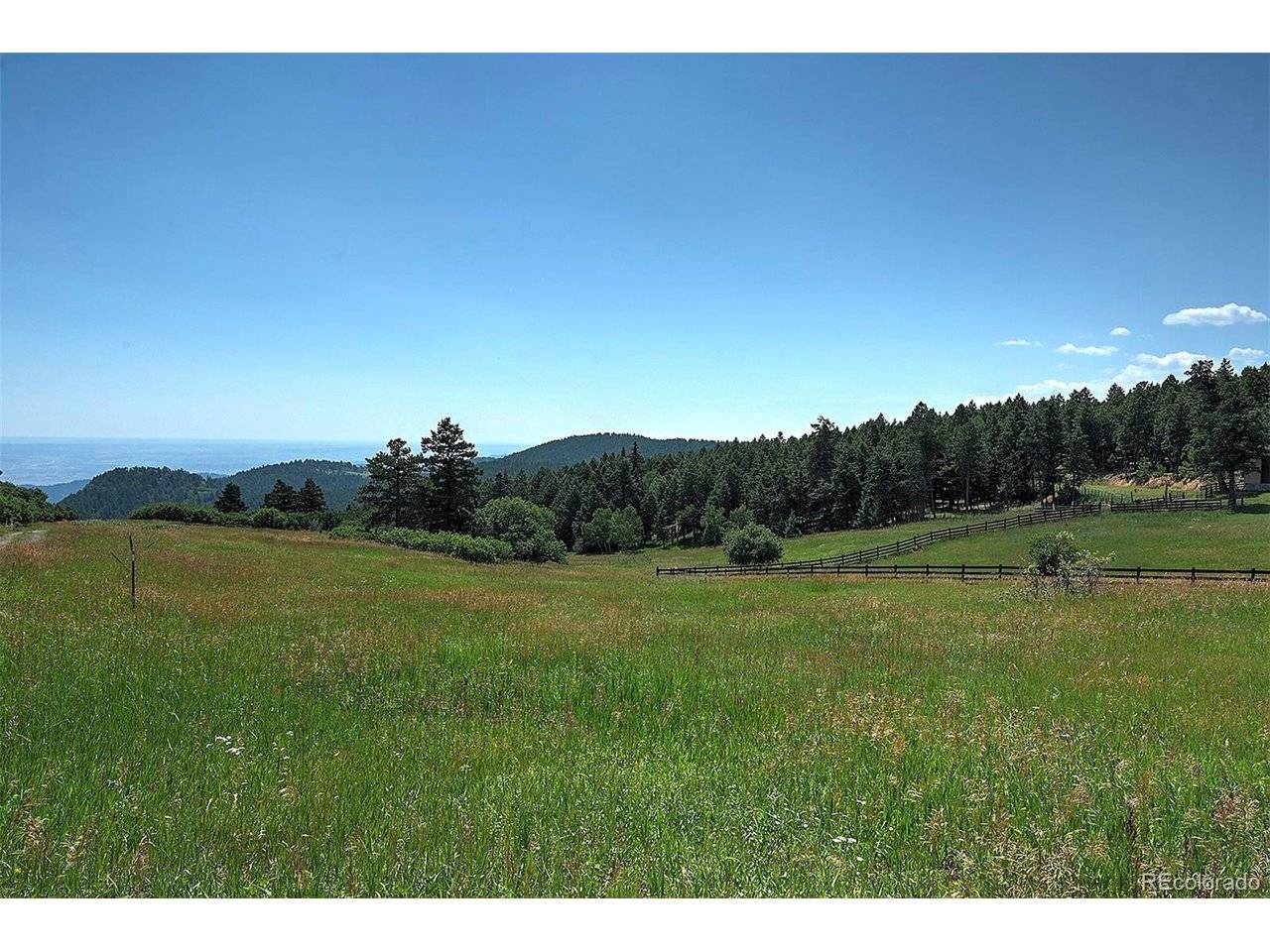13884 N Trail, Littleton, CO 80127