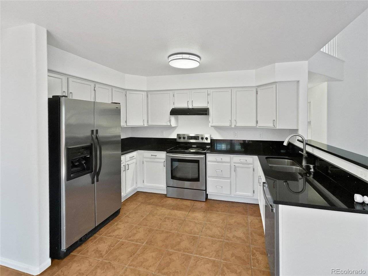 9115 W Hinsdale, Littleton, CO 80128