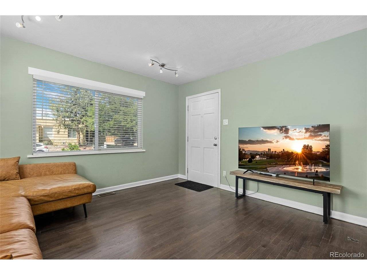 1010 Irving, Denver, CO 80204