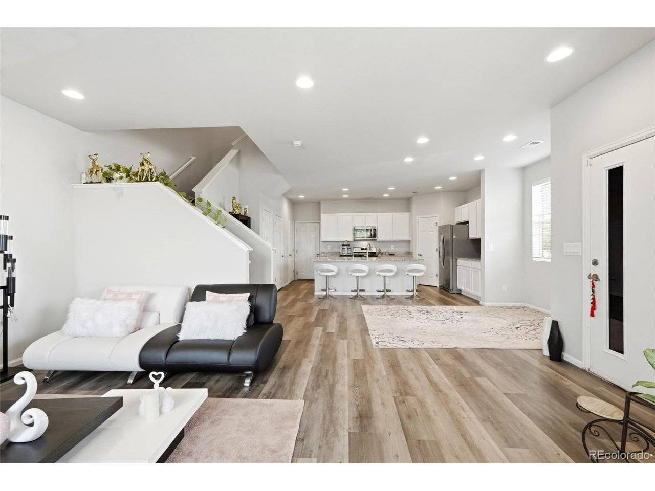 16291 Bolling, Denver, CO 80239