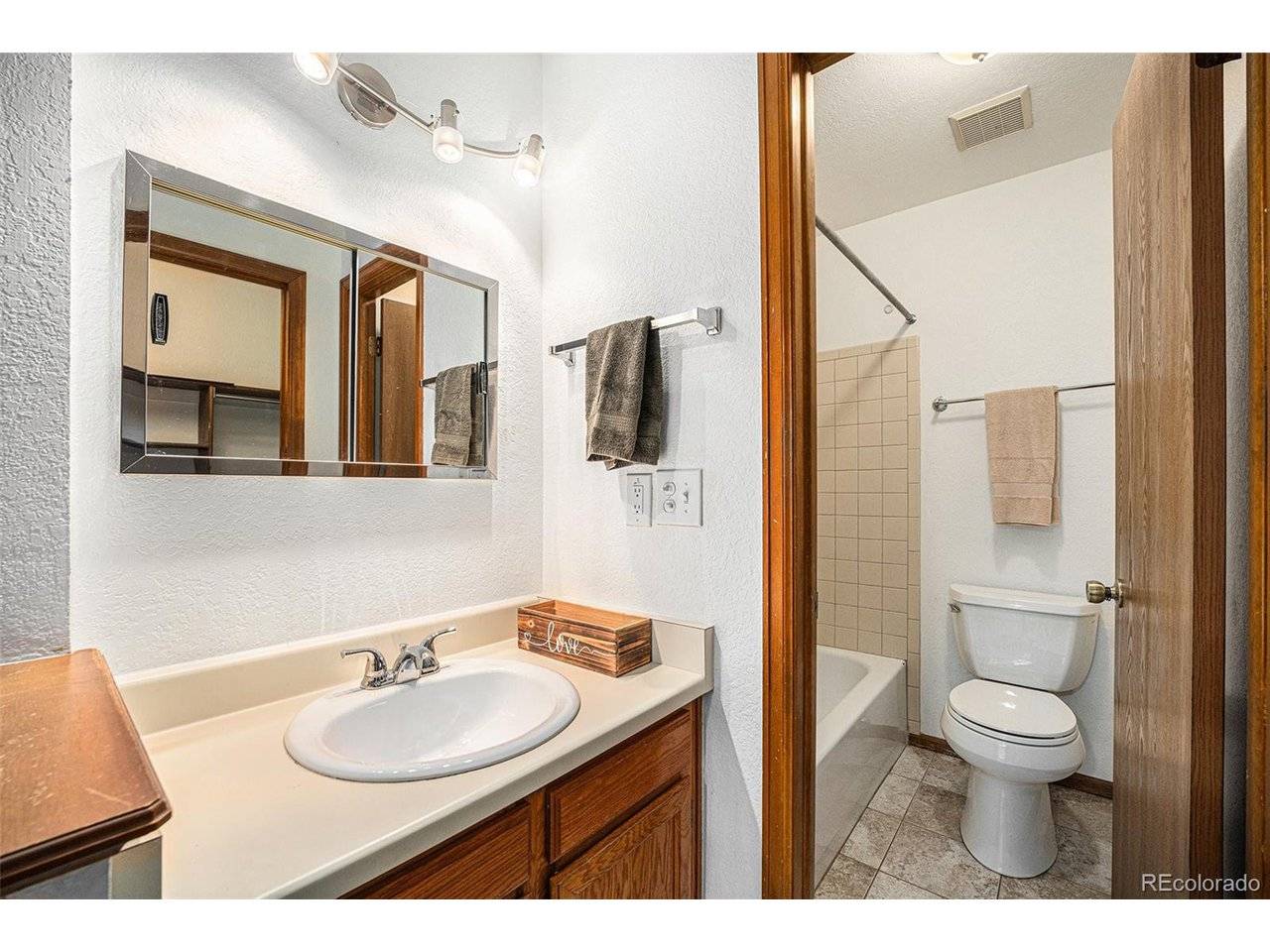 8025 W Eastman #2-102, Lakewood, CO 80227