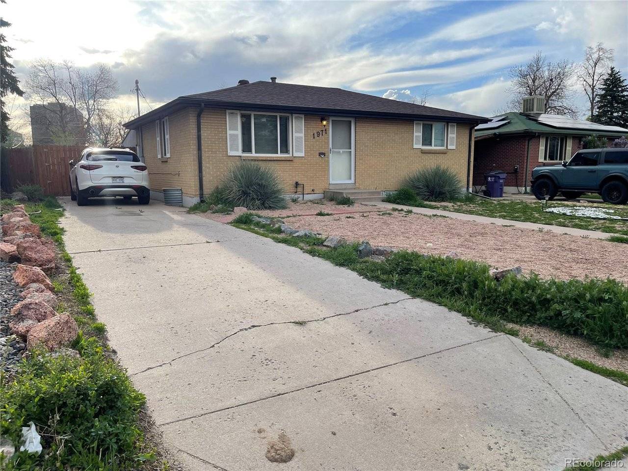 1971 S Dahlia, Denver, CO 80222