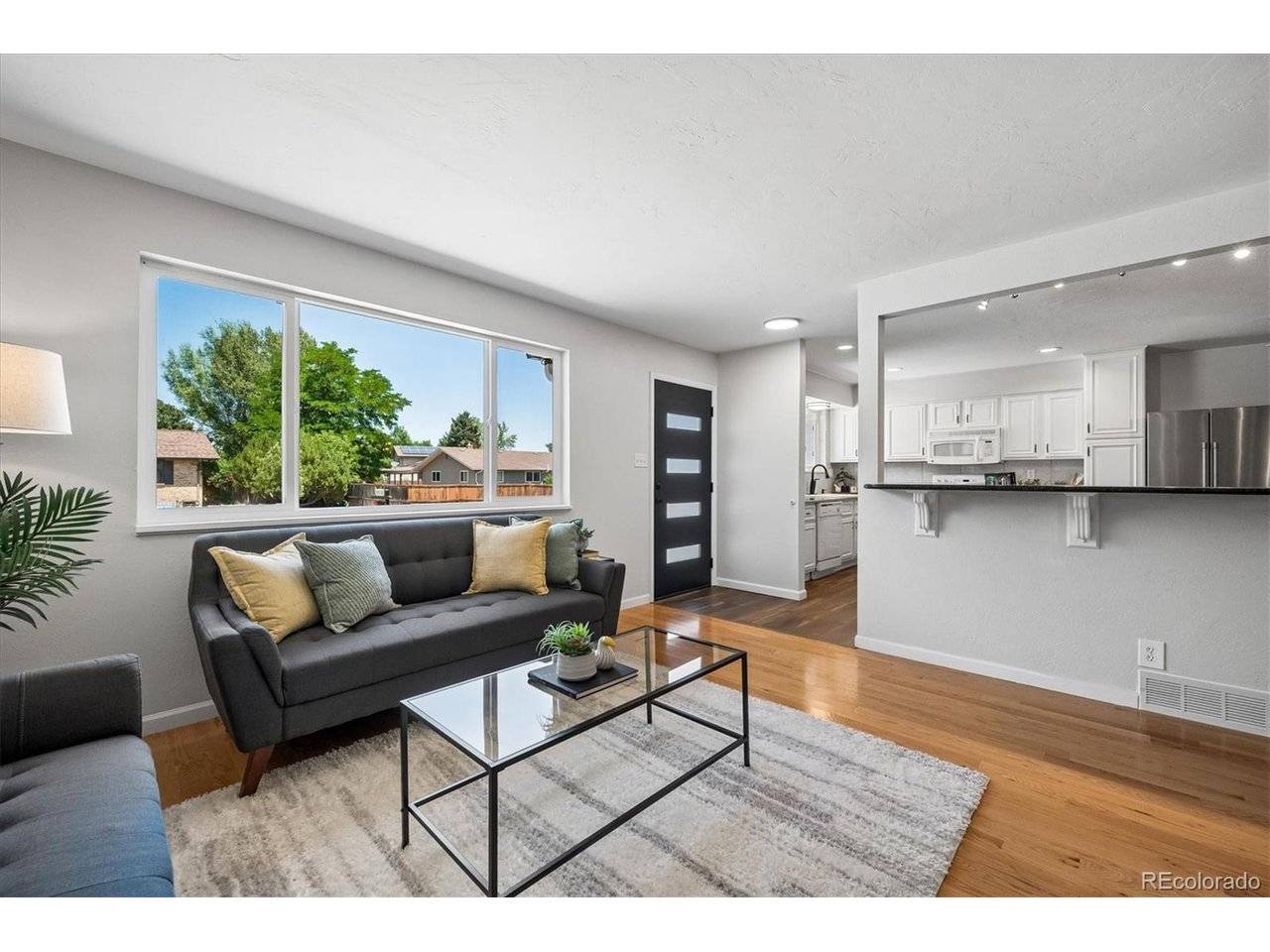 9864 W Maryland, Lakewood, CO 80232
