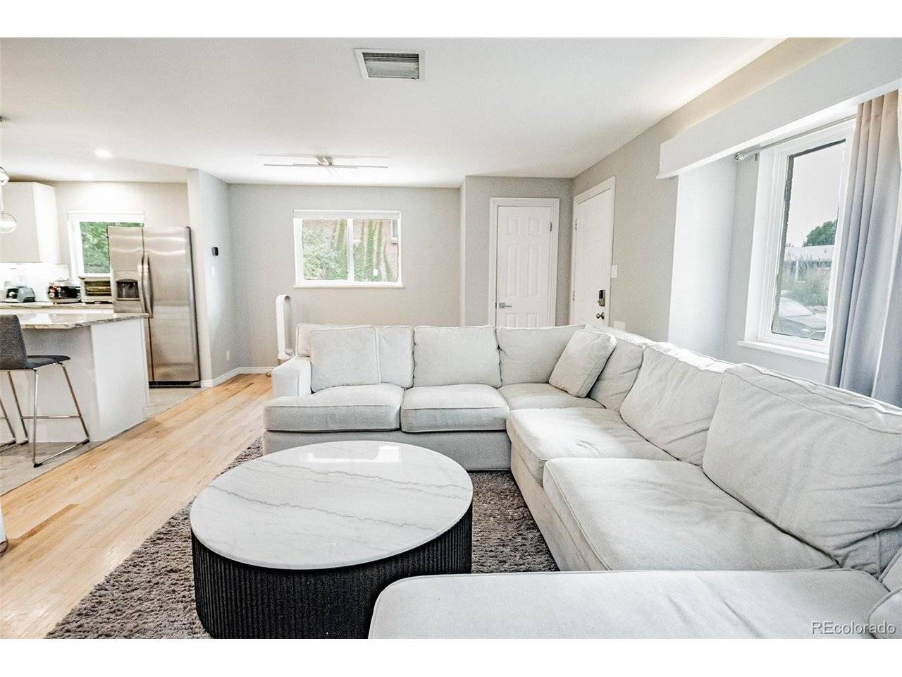 2569 E Cresthill, Centennial, CO 80121