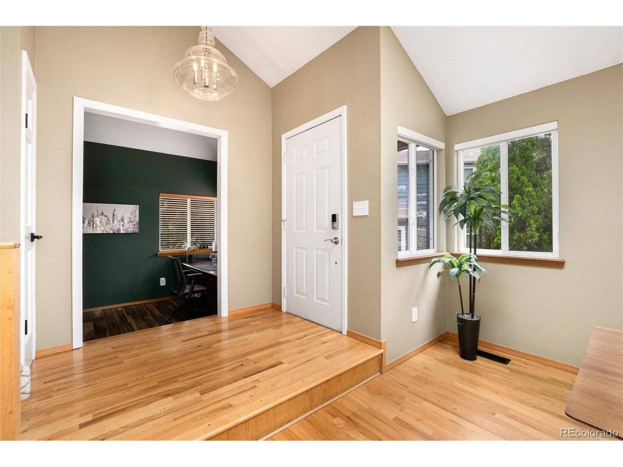 3856 S Gibralter, Aurora, CO 80013
