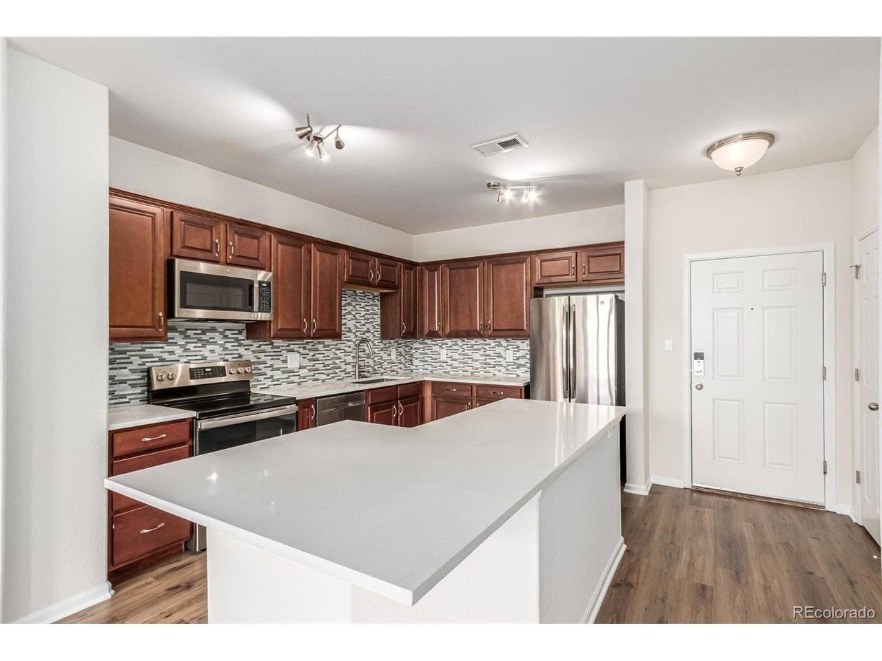 9633 E 5th #10304, Denver, CO 80230