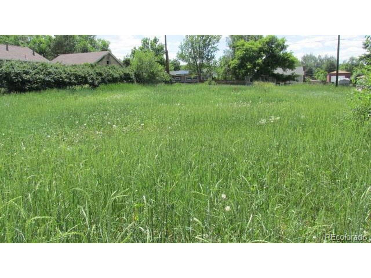 880 Vivian, Lakewood, CO 80401