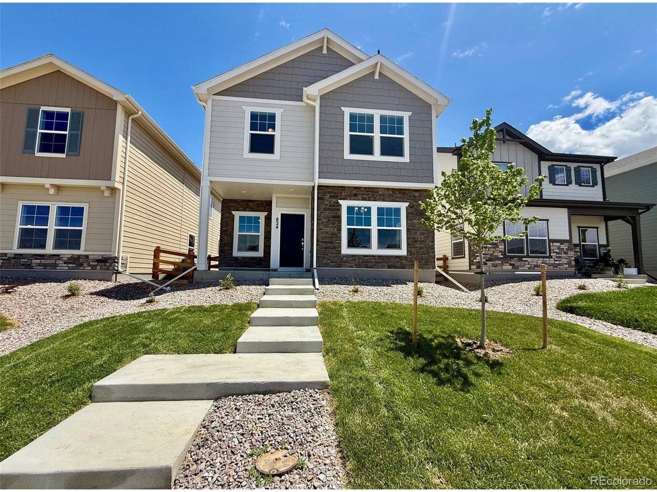 824 N Bently, Watkins, CO 80137
