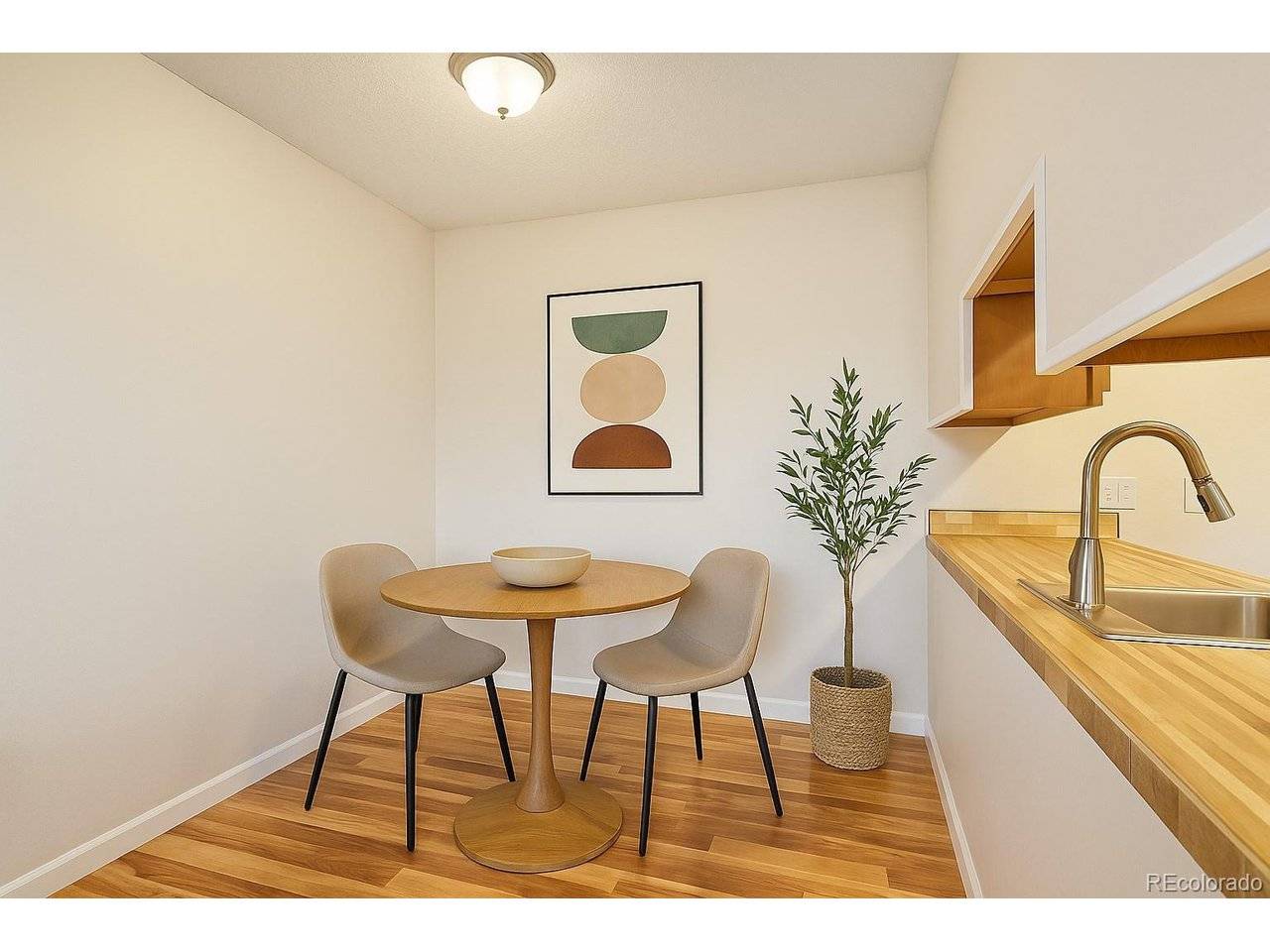 7665 E Eastman #203B, Denver, CO 80231