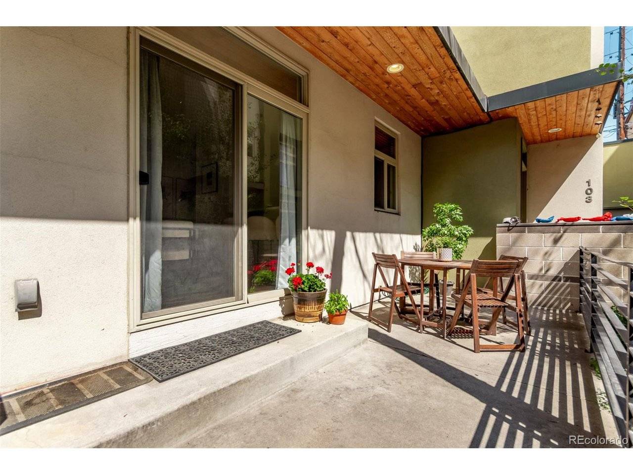 1874 Vine #102, Denver, CO 80206