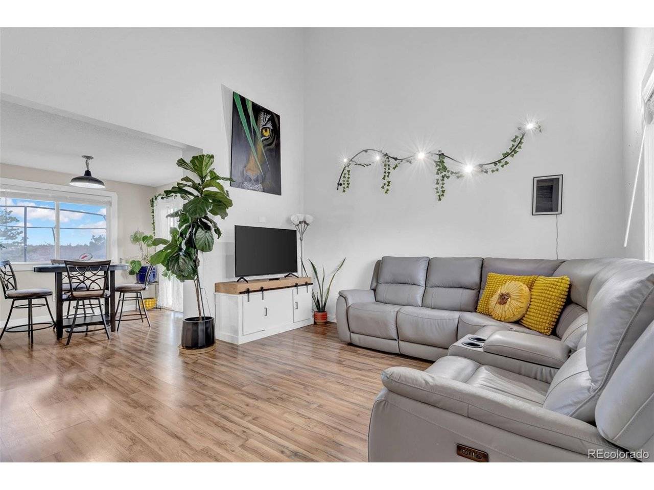 3082 S Truckee, Aurora, CO 80013