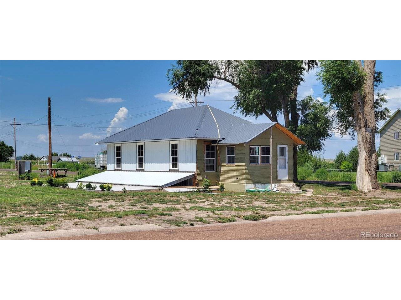 420 E 2nd, Julesburg, CO 80737