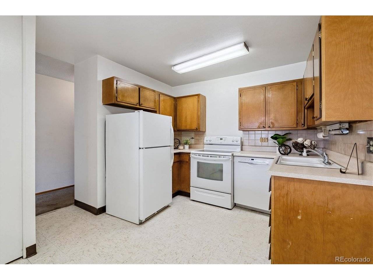 610 S Clinton #10B, Denver, CO 80247