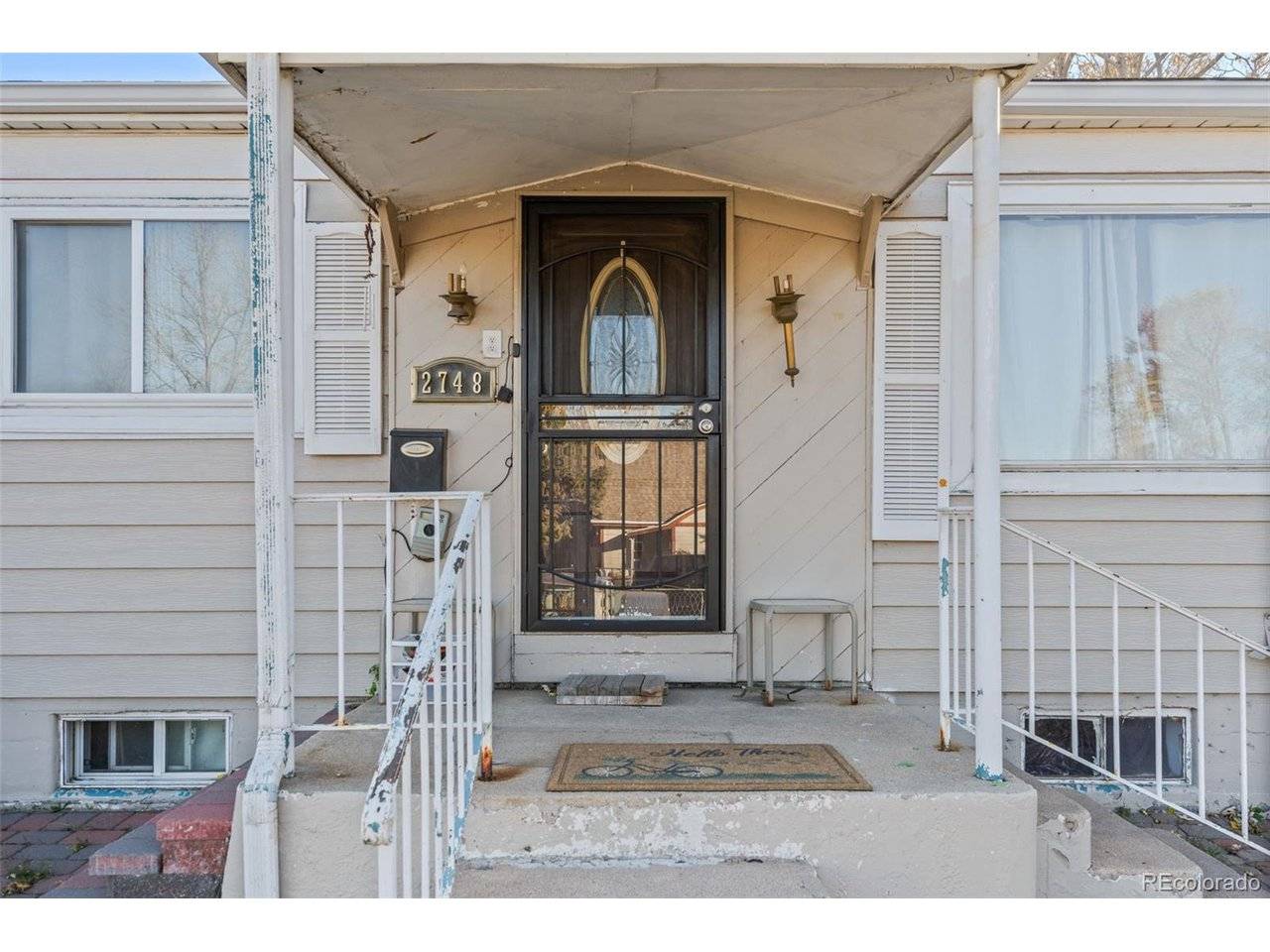 2748 W Irvington, Denver, CO 80219