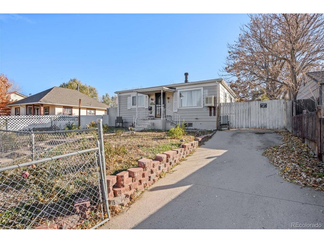 2748 W Irvington, Denver, CO 80219