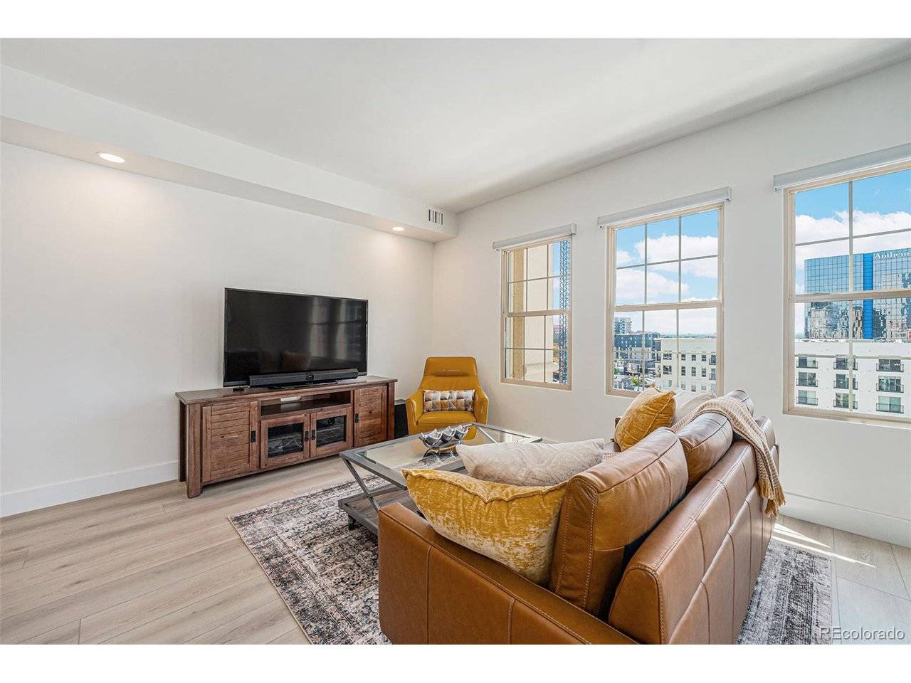 925 N Lincoln #6F, Denver, CO 80203