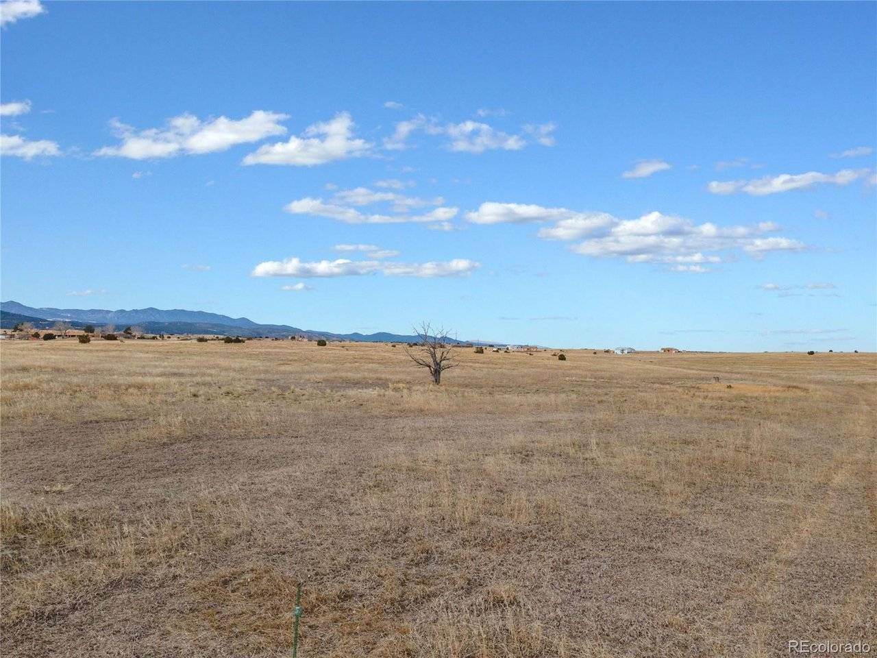 1122 Little Snake Dr, Colorado City, CO 81019
