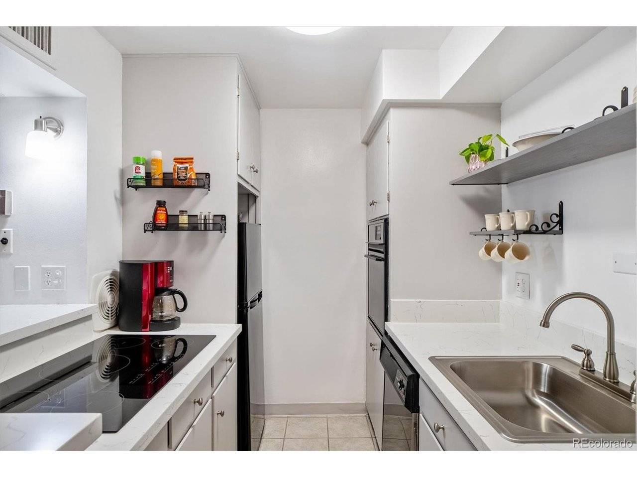 790 N Washington #305, Denver, CO 80203