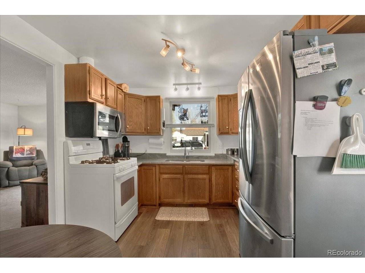 5211 Dover, Arvada, CO 80002