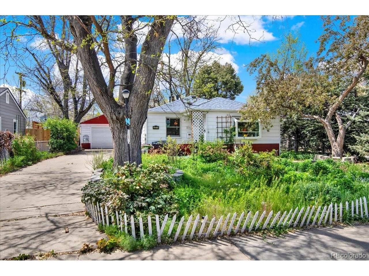 5211 Dover, Arvada, CO 80002