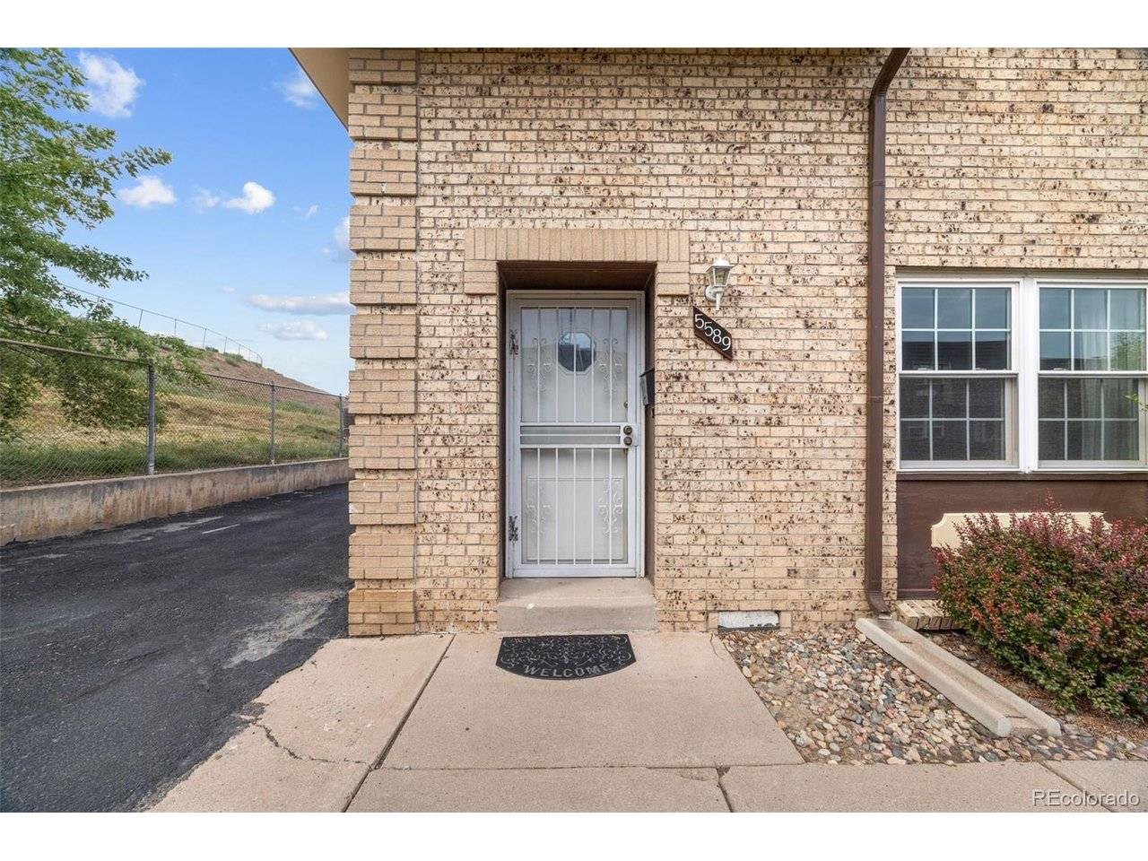 5589 S Lowell, Littleton, CO 80123