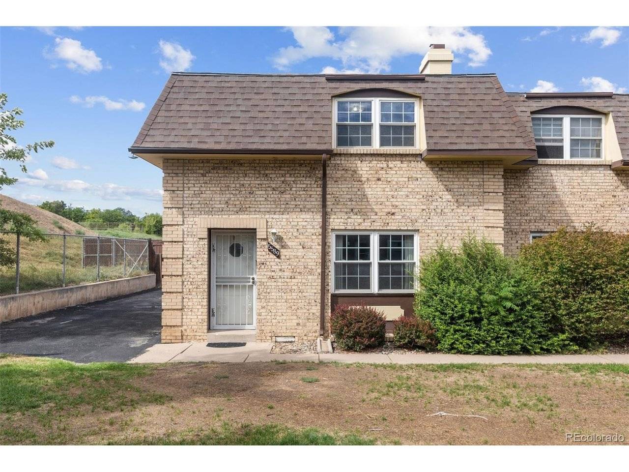 5589 S Lowell, Littleton, CO 80123