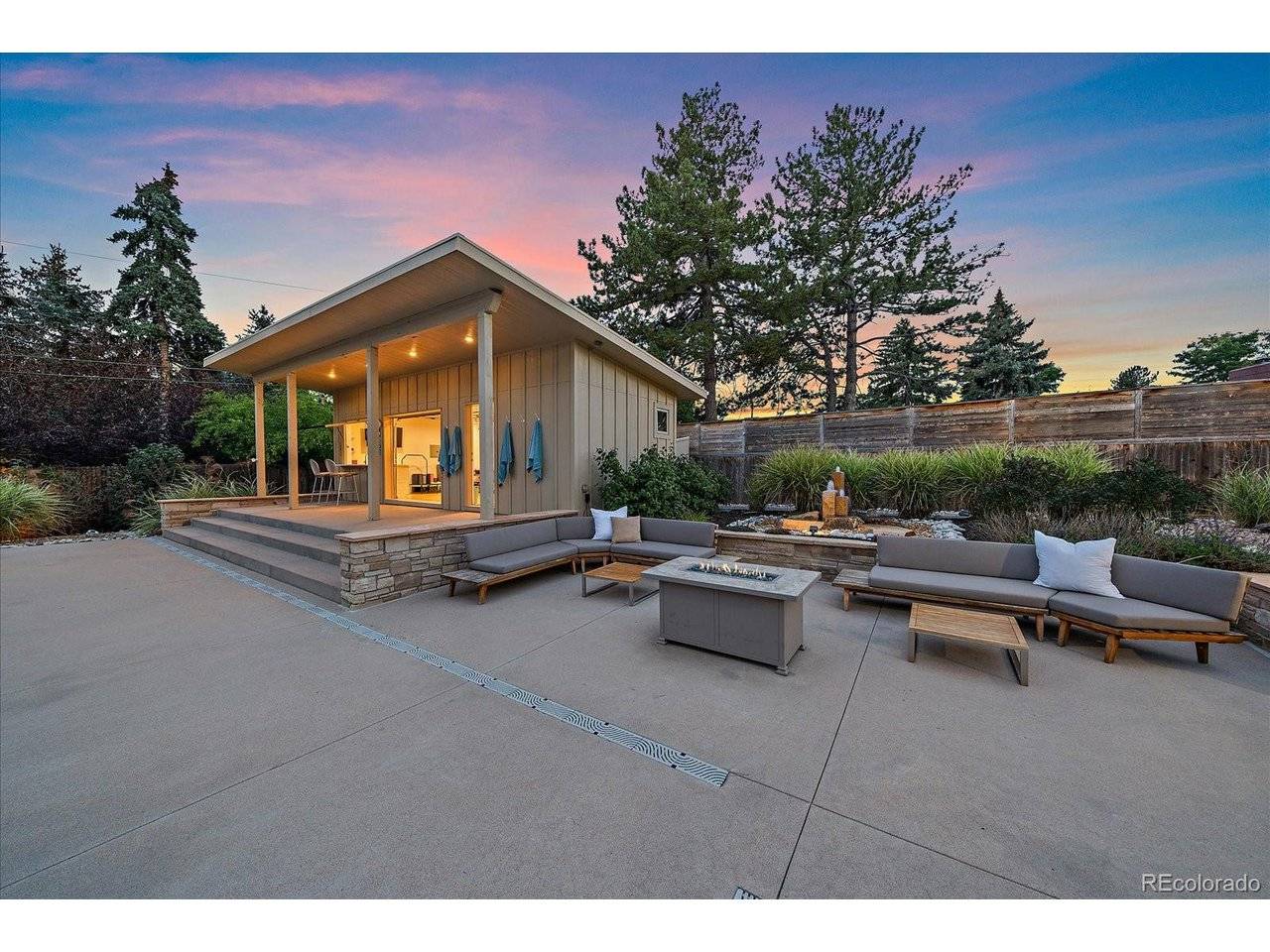 1930 S Newport, Denver, CO 80224