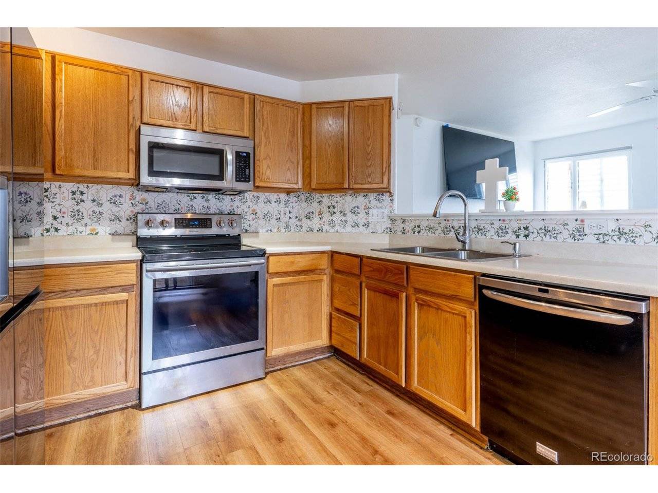 19542 E 19th, Aurora, CO 80011