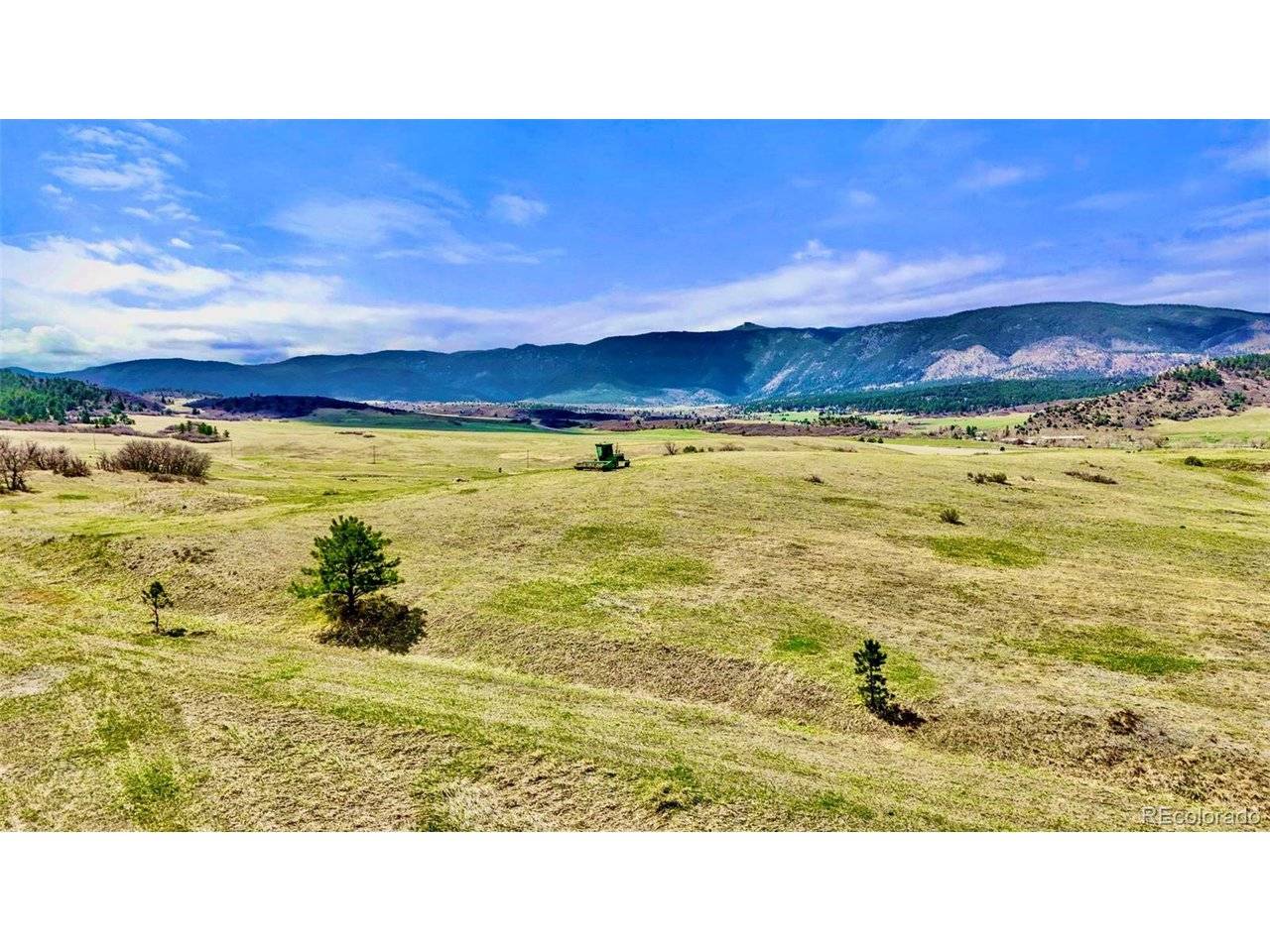 3 S Perry Park, Larkspur, CO 80118