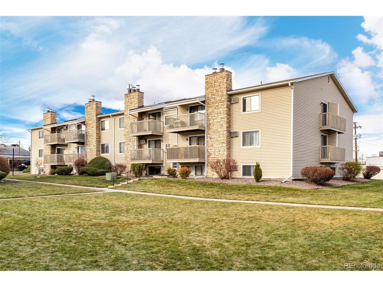 381 S Ames #B103, Lakewood, CO 80226