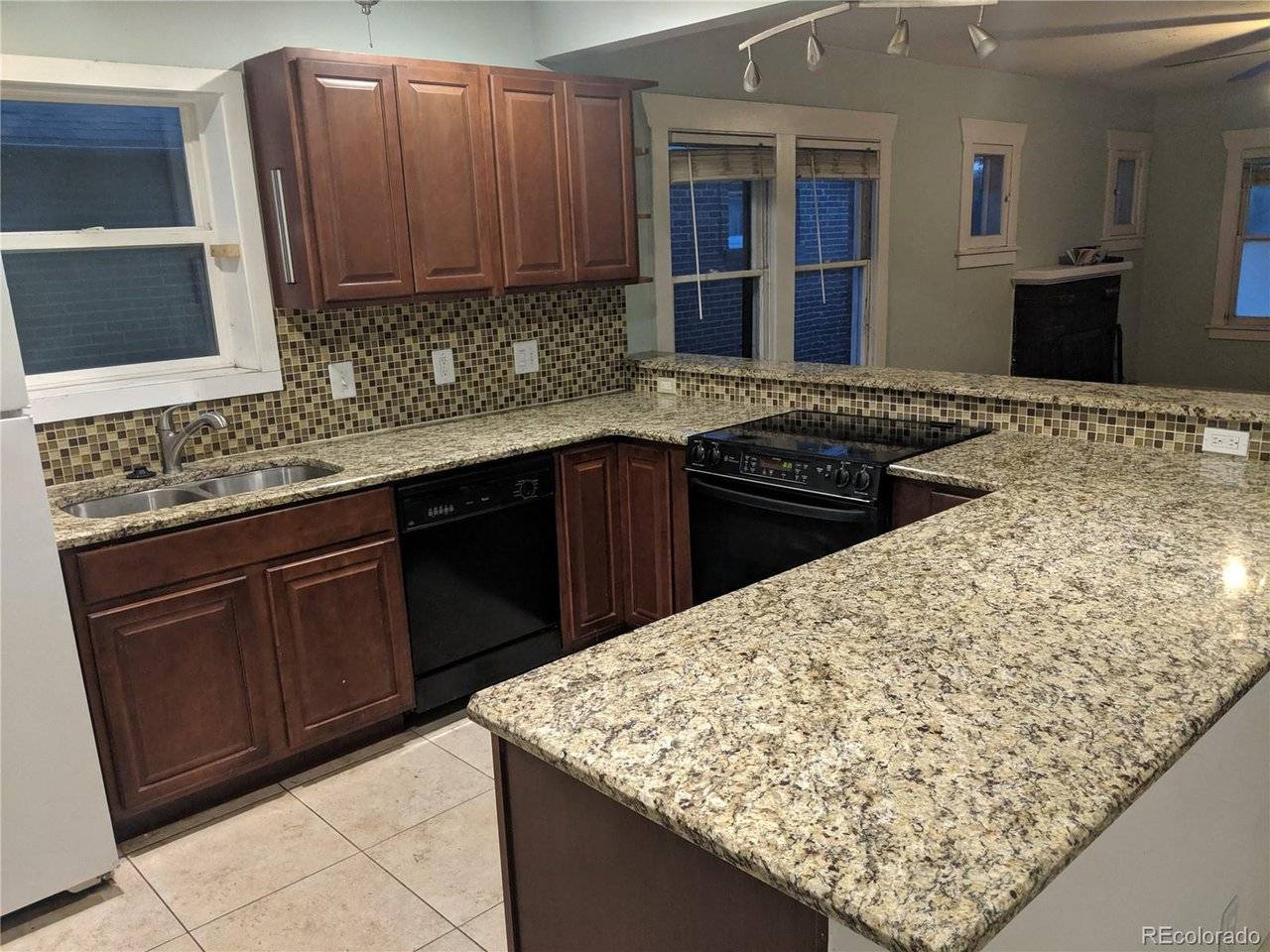 2034 S Lincoln, Denver, CO 80210