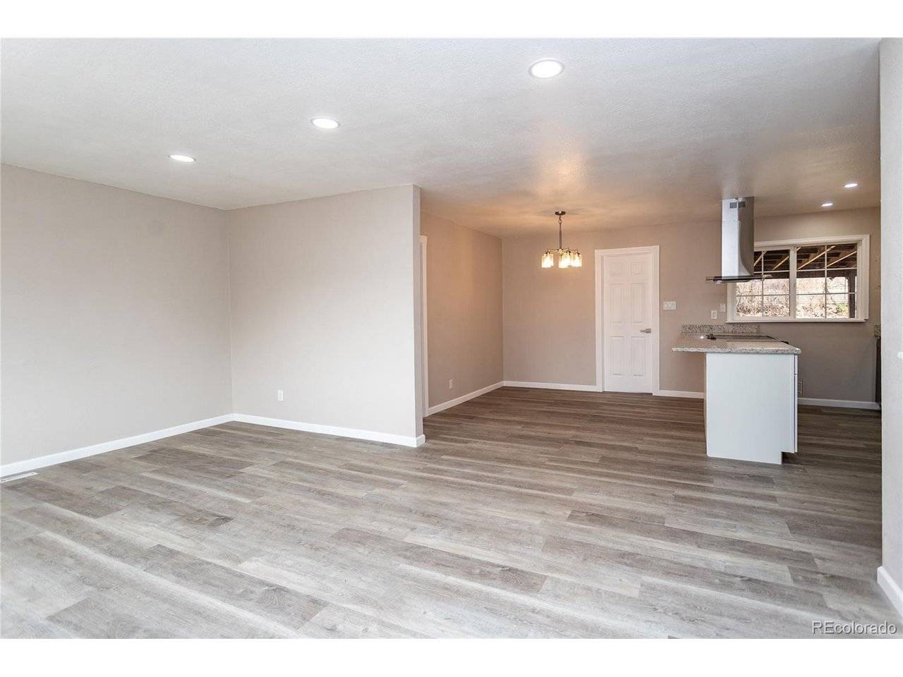 1213 Evergreen, Colorado Springs, CO 80911