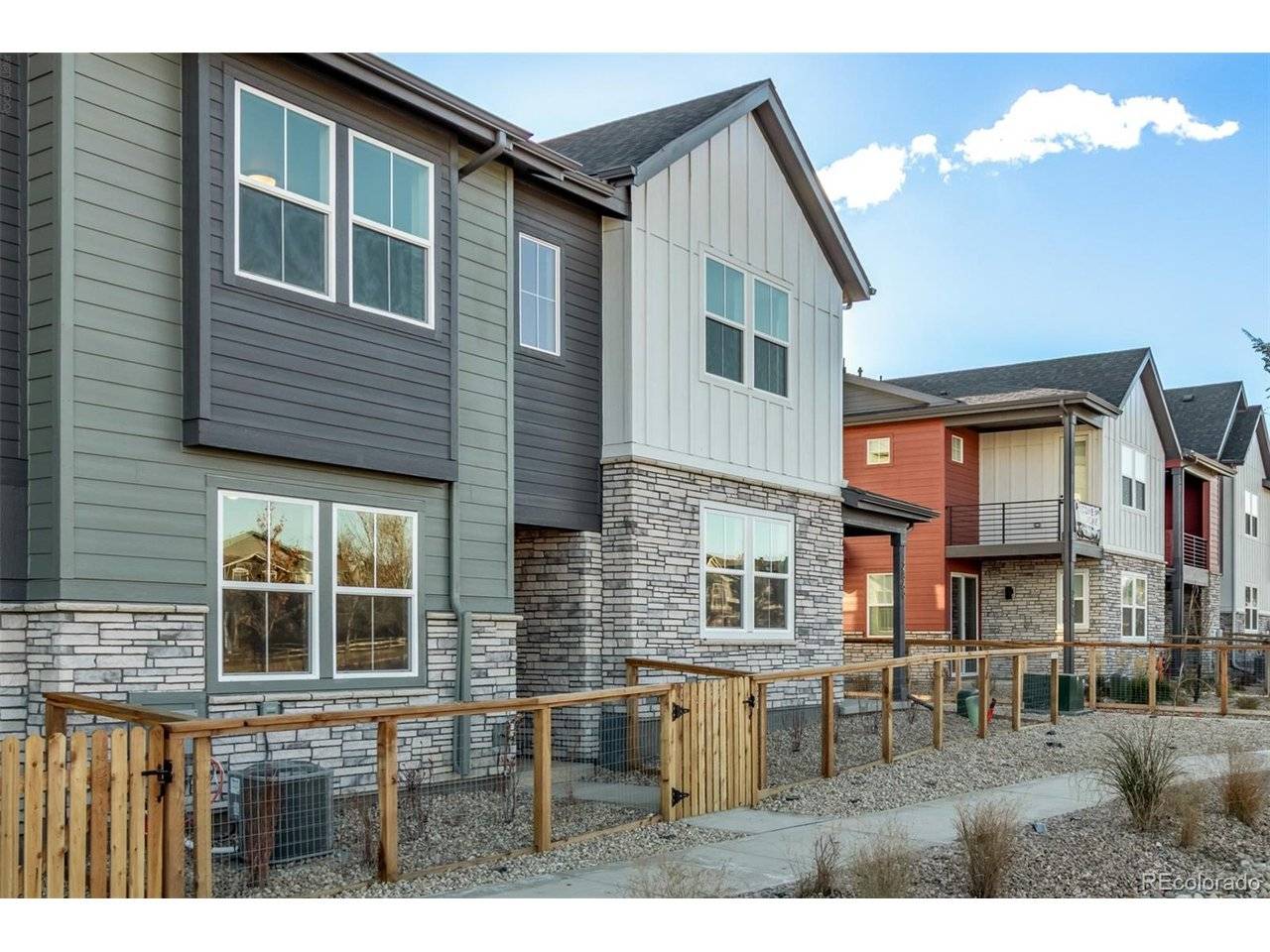 2889 E 103rd, Thornton, CO 80229