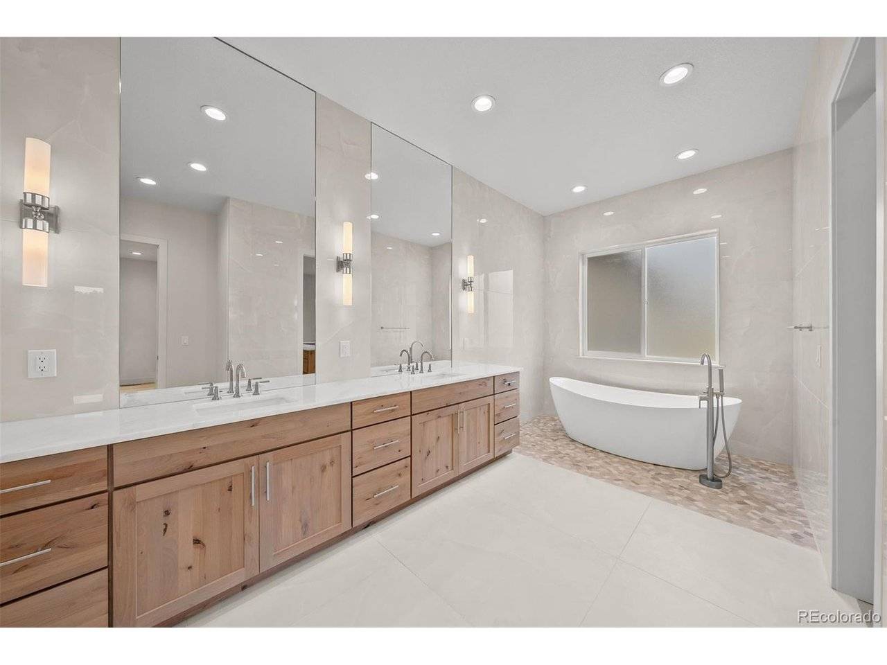 1724 Arrowpoint, Franktown, CO 80116