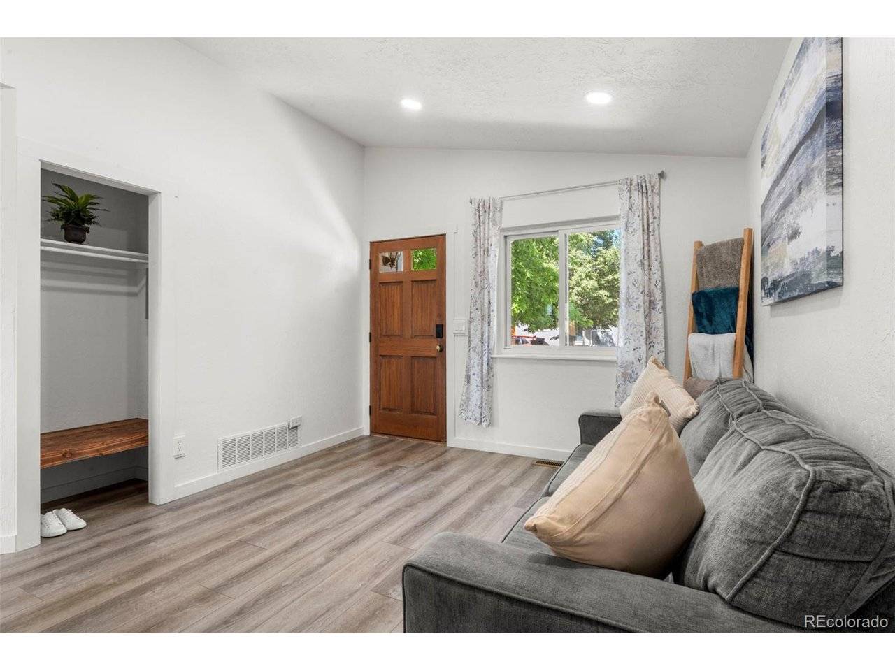 4672 S Pagosa, Aurora, CO 80015