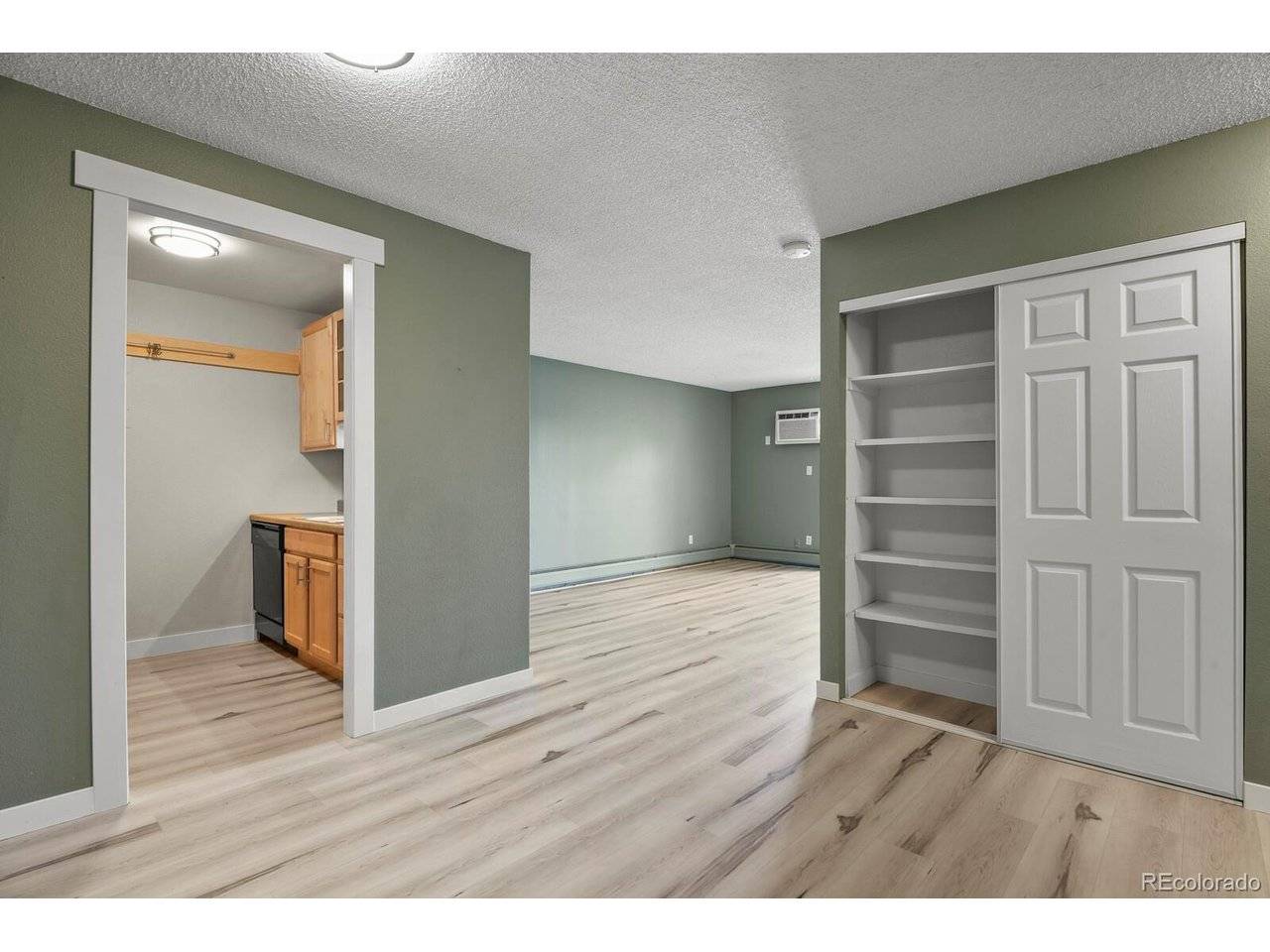 1250 Golden #404, Golden, CO 80401