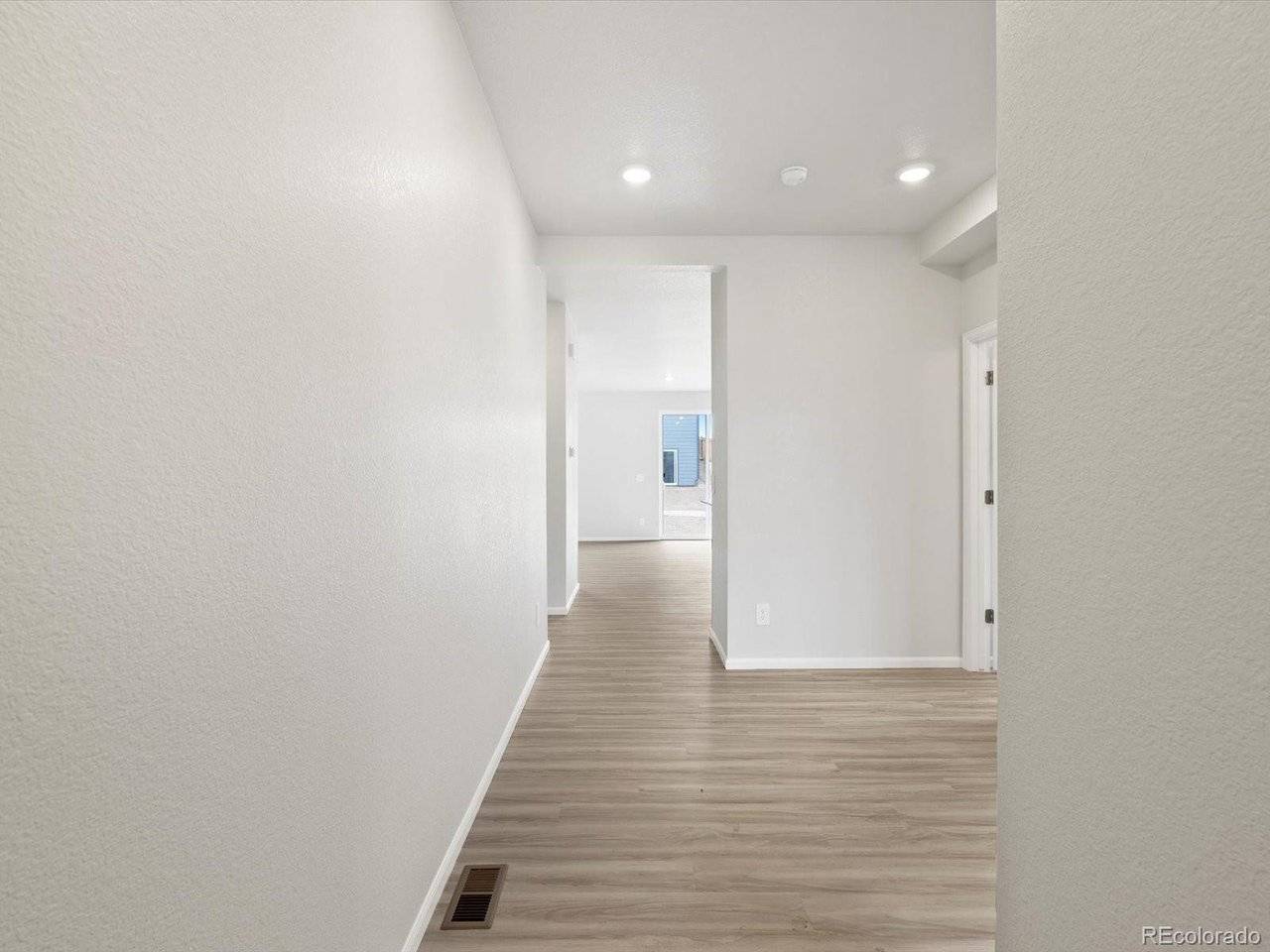 8928 Salida, Commerce City, CO 80022