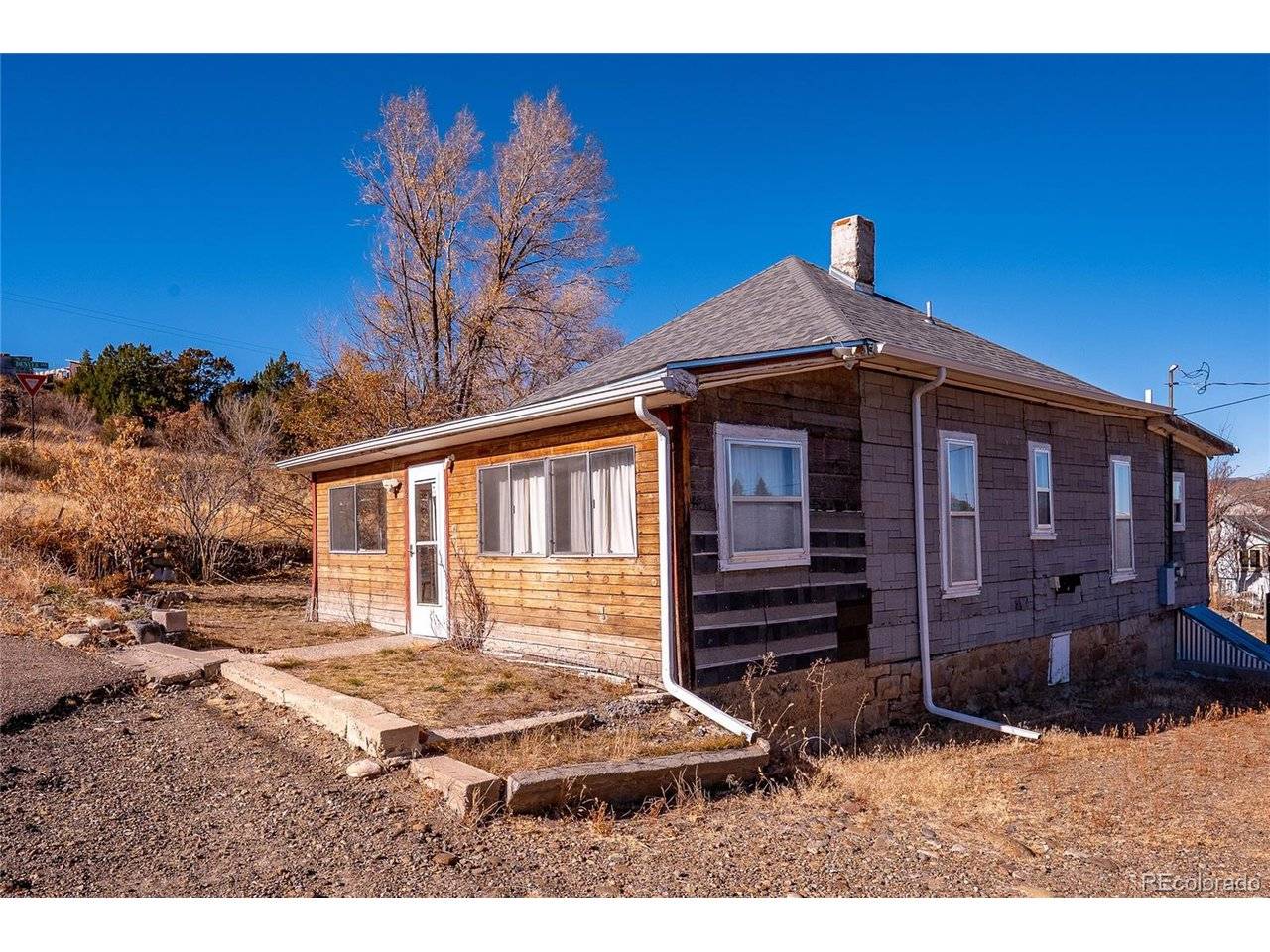1005 E 4th, Trinidad, CO 81082