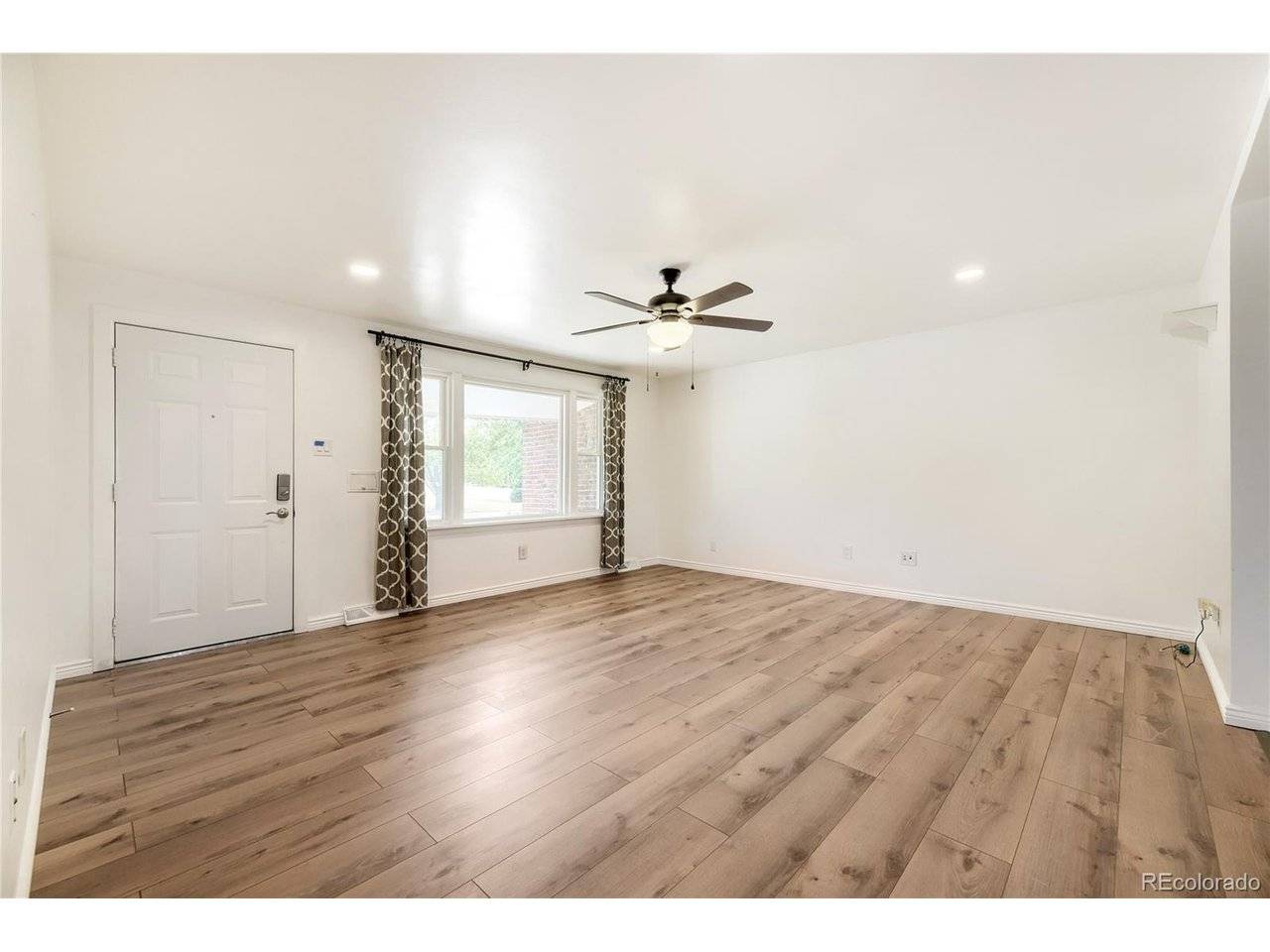 10633 E 6th, Aurora, CO 80010