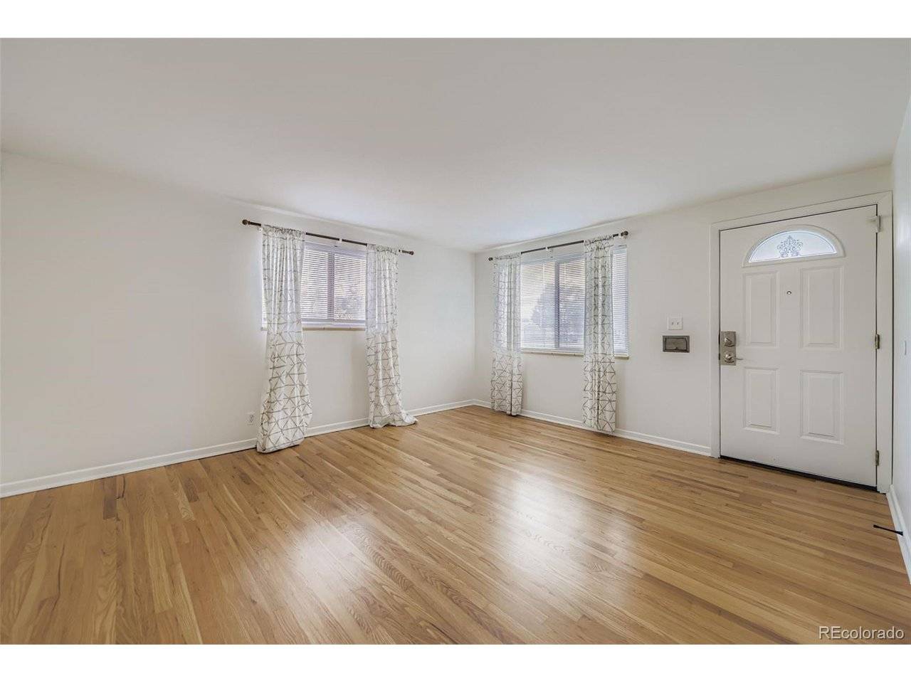 5230 Zuni, Denver, CO 80211