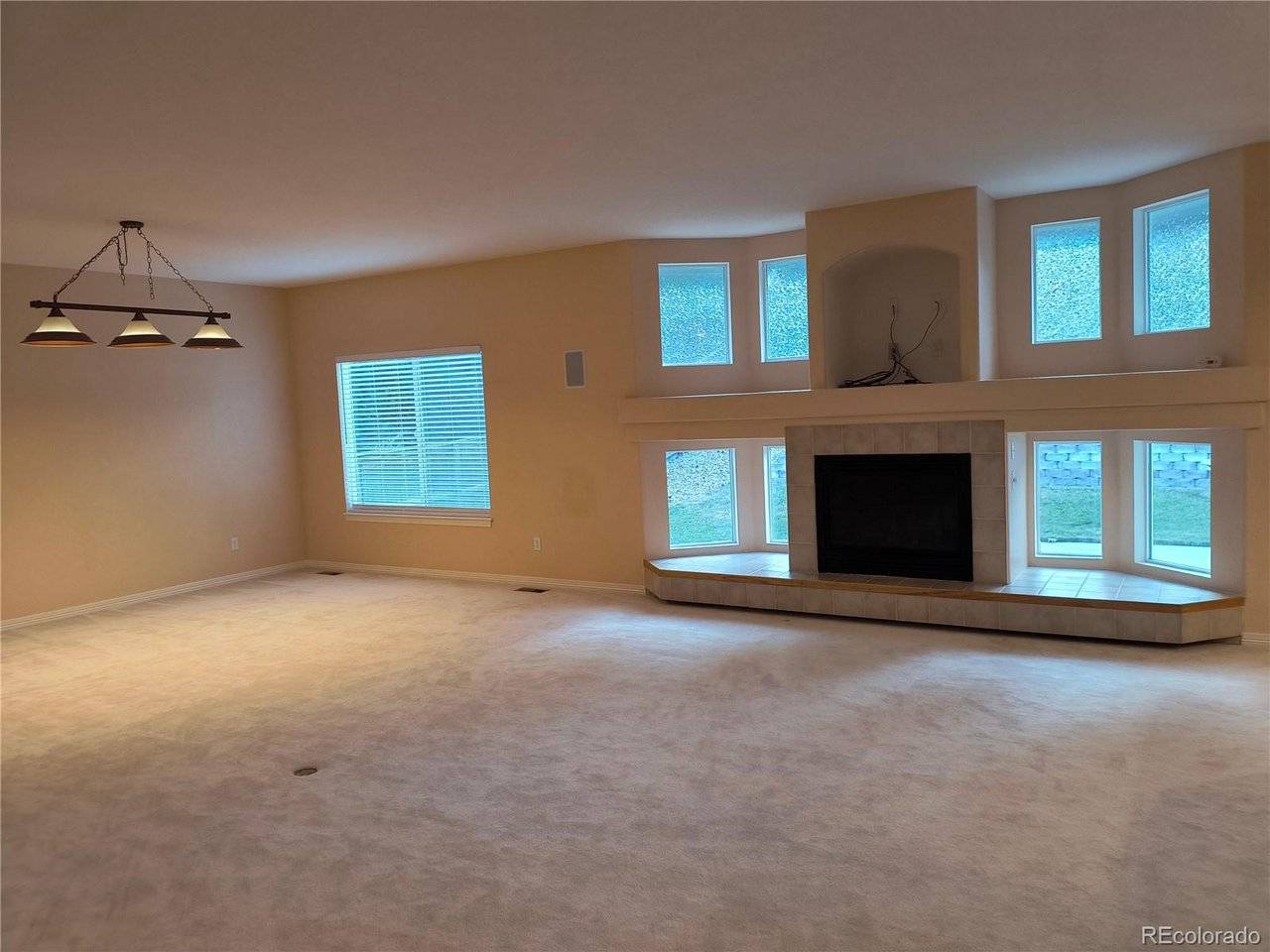 10145 Charissglen, Highlands Ranch, CO 80126
