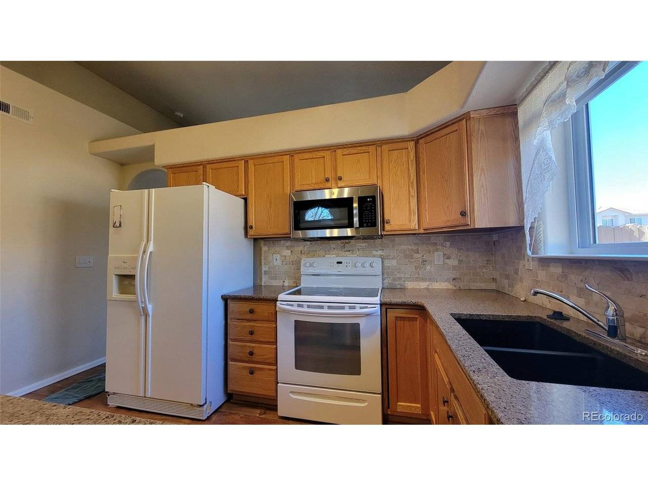 1002 Cedarcrest, Pueblo, CO 81005