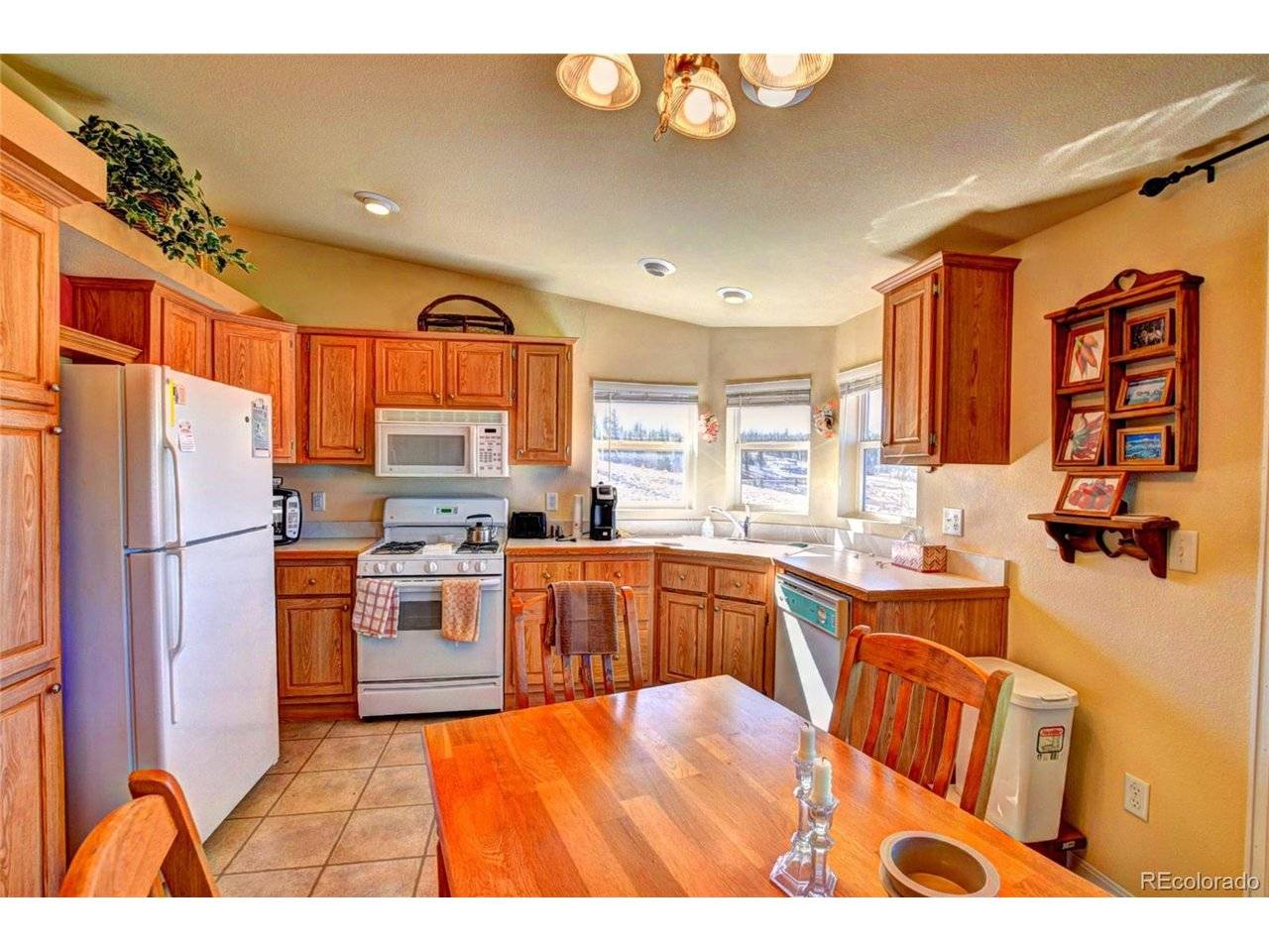 735 Apache, Como, CO 80432